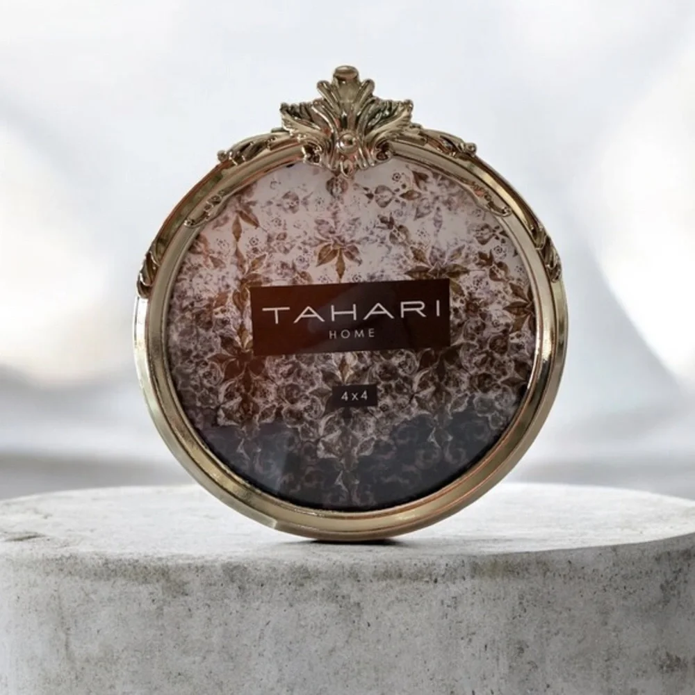 Tahari Home Gold Circular Frame for 4”x4” photo